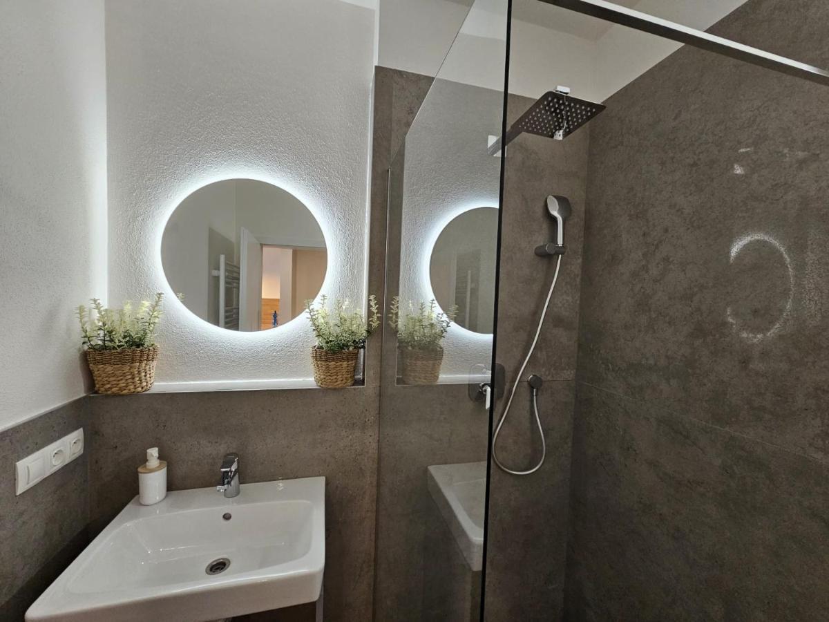 2 Room Apartment, New Building, Bosakova Street, 29 Bratislava Dış mekan fotoğraf